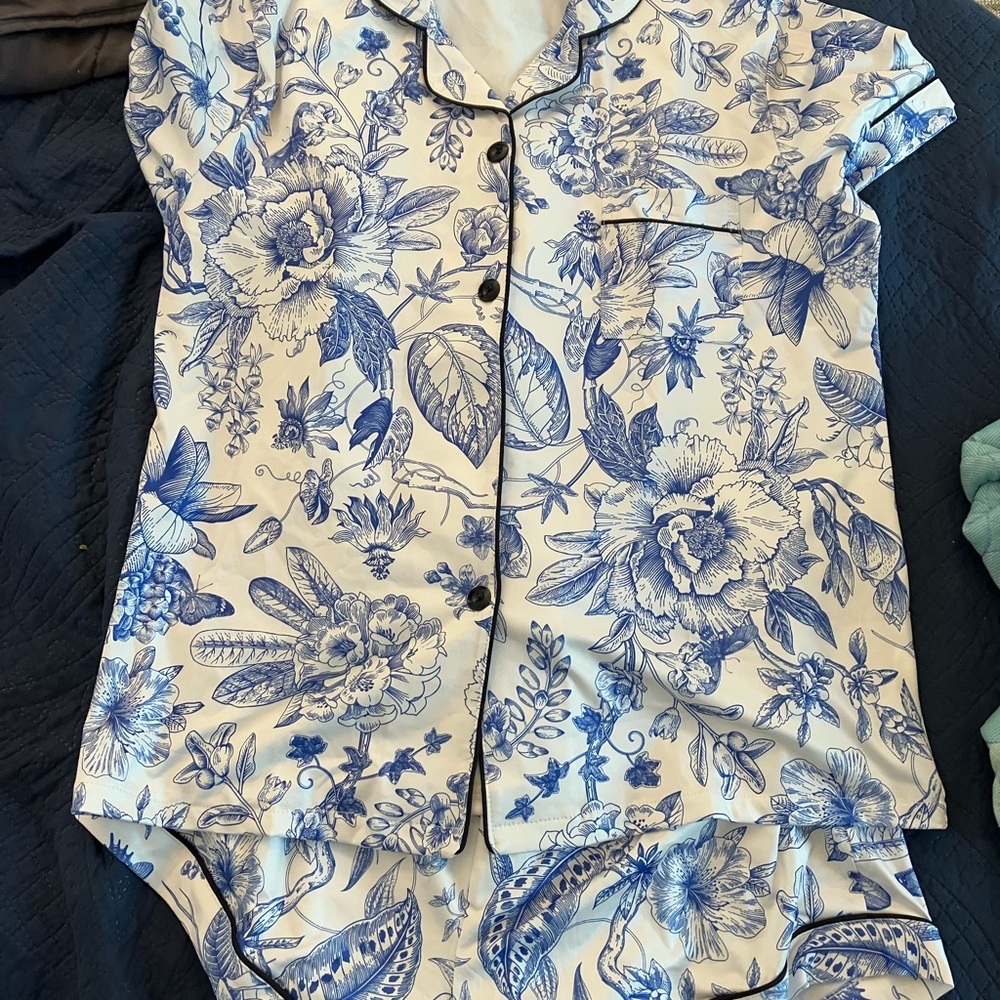 Floral Blue and White Pajama Set